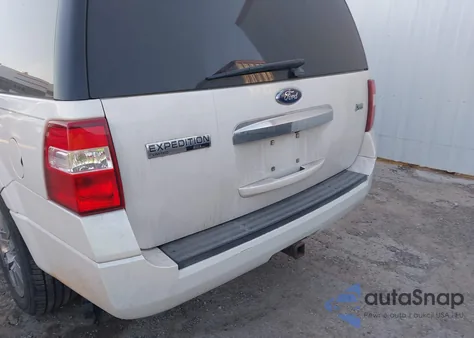 2010 Ford Expedition El Limited z USA, uszkodzony, nr VIN 1FMJK1K54AEB51873